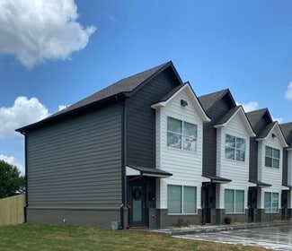 1320 N Kings Hwy Unit 1, Nash, TX 75569