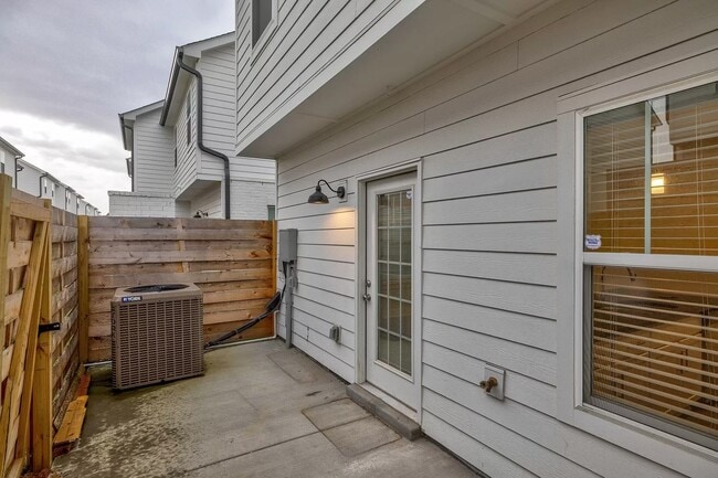 2129 Bayport Ave, Old Hickory, TN 37138 - photo 2