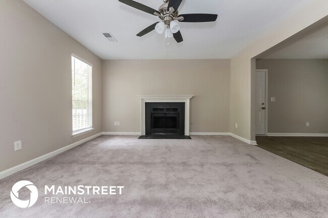 893 Timbervale Ln, Lithonia, GA 30058 - photo 5