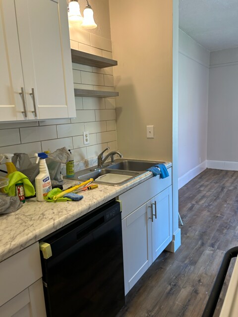 339 Monroe St unit 1, Allegan, MI 49010 - photo 3