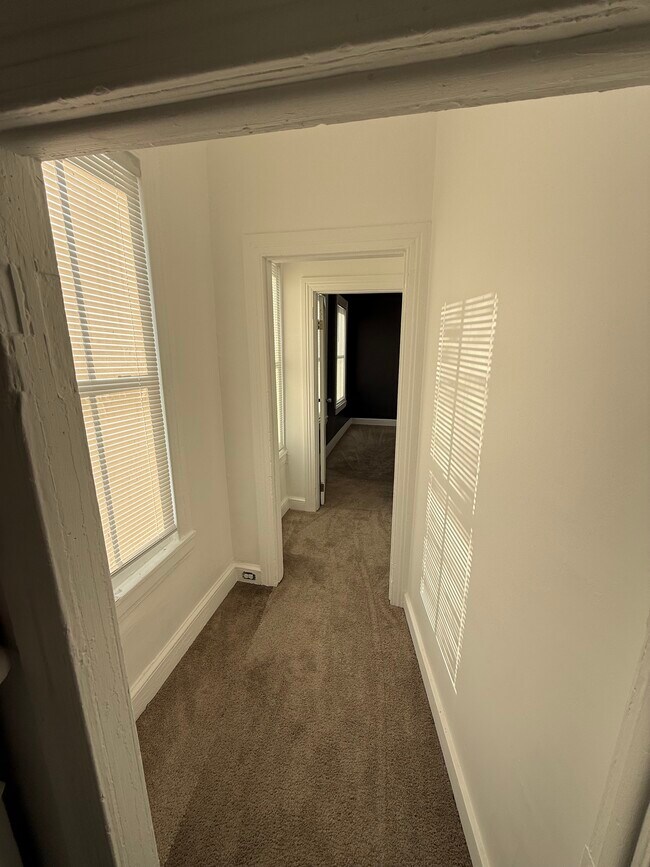 56 S Pershing Ave unit B, York, PA 17401 - photo 5