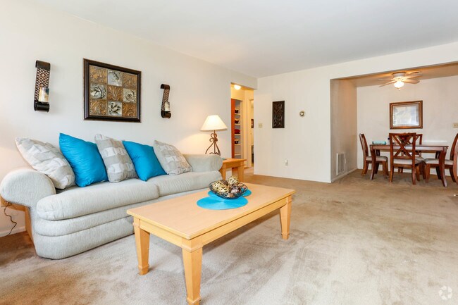 Wilmington Pointe, Dayton, OH 45420 - photo 4