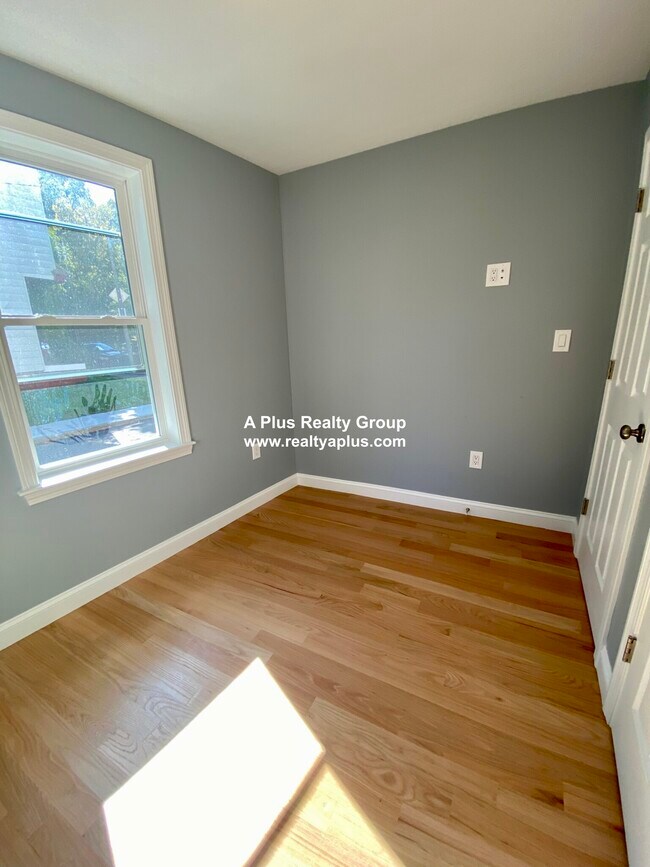 41 Cornwall St Unit 1, Boston, MA 02130