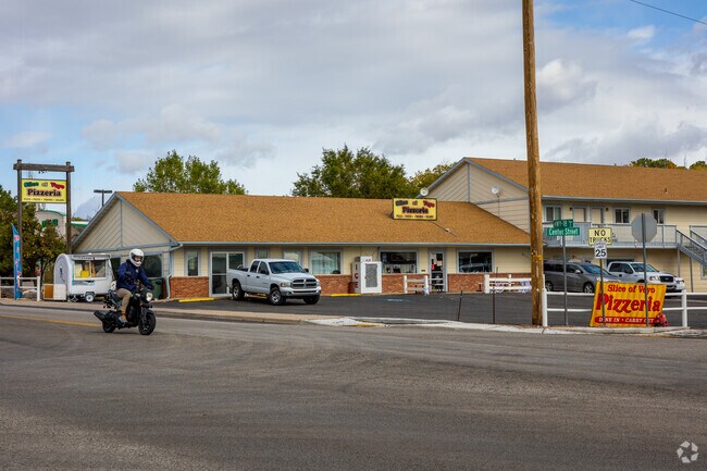 Slice of Veyo is a top rated pizzeria a few minutes from Brookside.