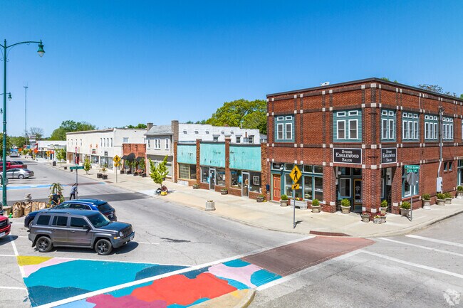 The shopping on Winner Road is filled with local shops, art and beautiful colors.