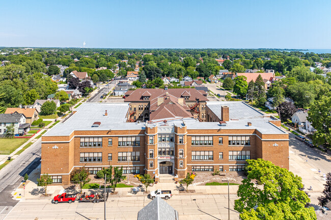 Red Apple Elementary School is a Science, Technology, Engineering, Arts & Math (STEAM) school.