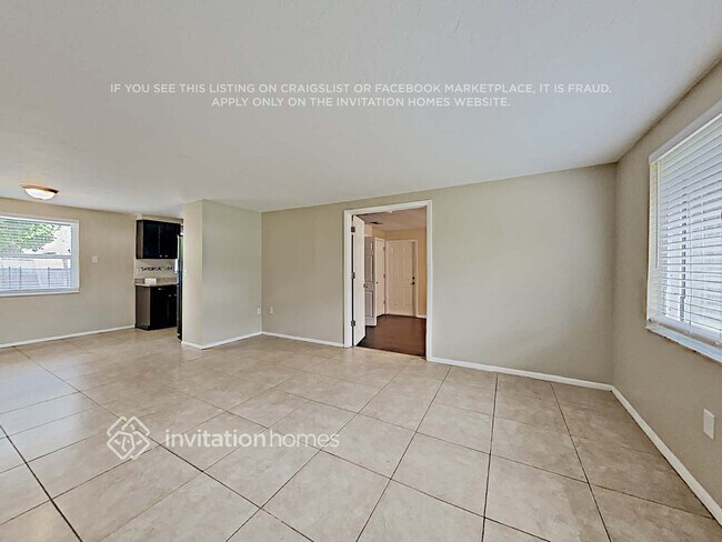 2834 Linwood Dr, Sarasota, FL 34232 - photo 5