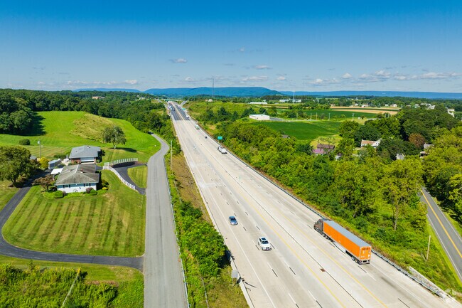 I‑78 just south of Albany connects to Allentown about 25 miles away.