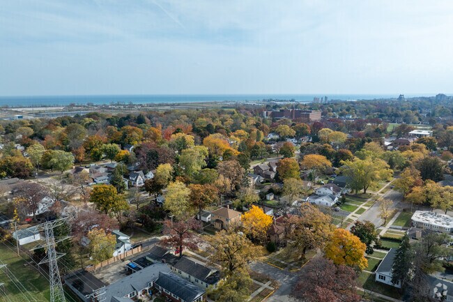 Potential homebuyers in Marquette Highlands can expect a price range from $150,000 to $400,000.