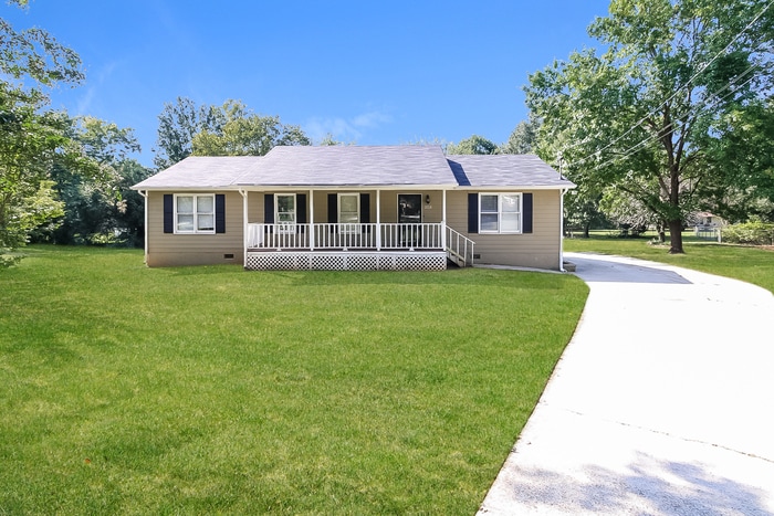 308 Rebecca Ct, Stockbridge, GA 30281 - photo 1