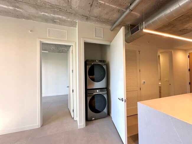 168 NW 30th St unit A4, Miami, FL 33127 - photo 4