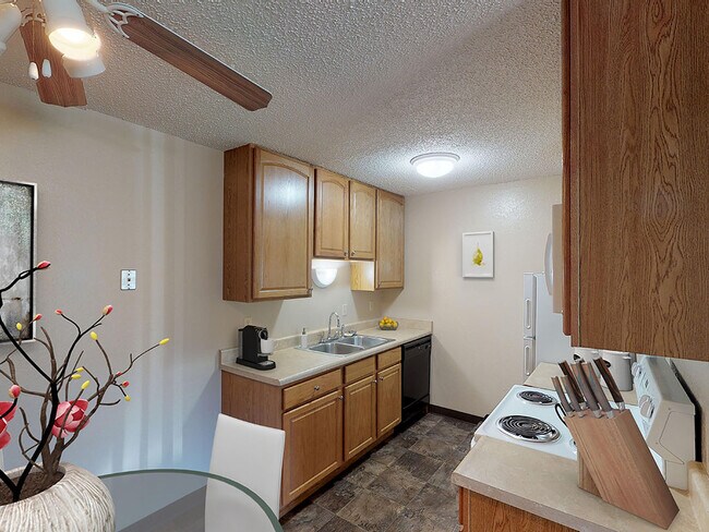 Mountain View Apartments, Gillette, WY 82716 - photo 6