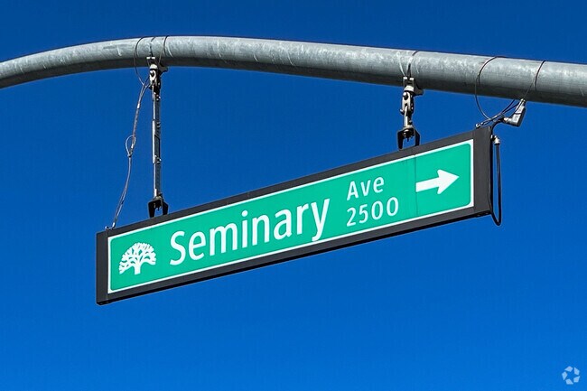 Seminary Avenue is a street that cuts through the center of the neighborhood.