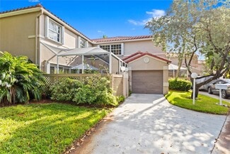 11085 Neptune Dr, Hollywood, FL 33026