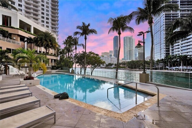 901 Brickell Key Blvd unit 2106, Miami, FL 33131 - photo 2
