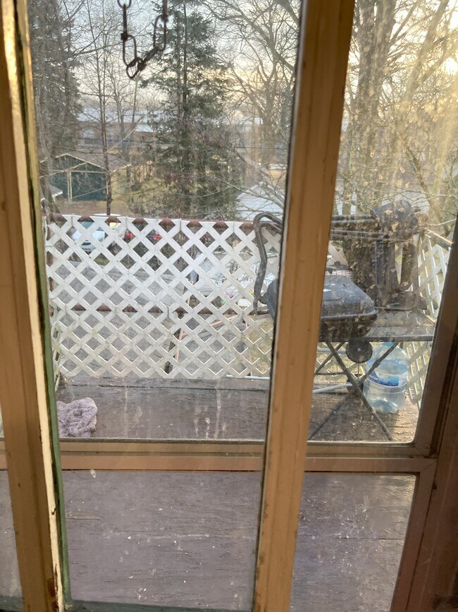 1508 S 8th St unit B, Goshen, IN 46526 - photo 6