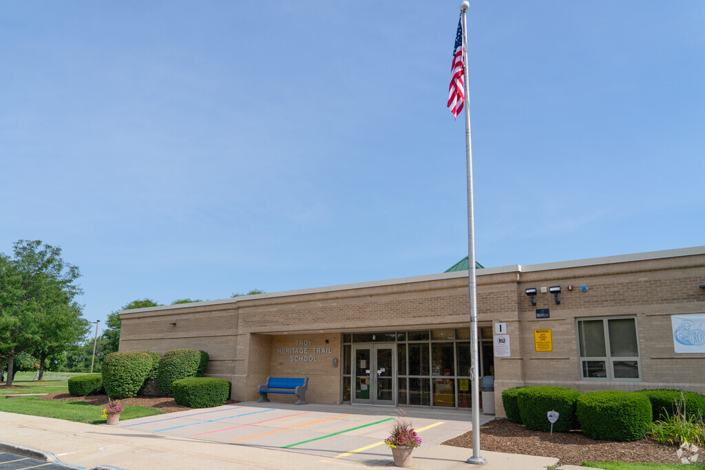 Heritage Trail Elementary School building in Joliet.