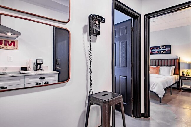 1020 16th St NW unit FL3-ID1037717P, Washington, DC 20036 - photo 3