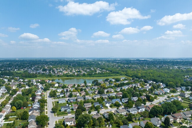 You may feel that you’ve moved into nature’s backyard when you live in Westbrooke-Heritage.