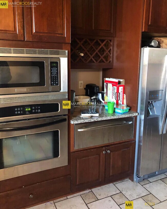 9 Strathmore Rd unit 2, Brookline, MA 02445 - photo 3