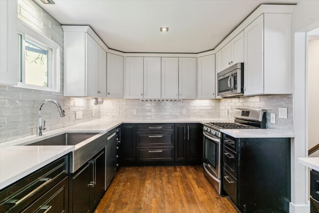 5480 W Iowa Ave, Lakewood, CO 80232 - photo 6