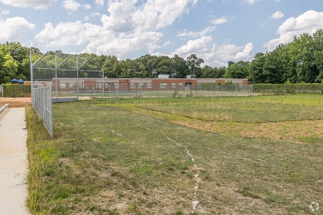 Kenmoor Middle School 4