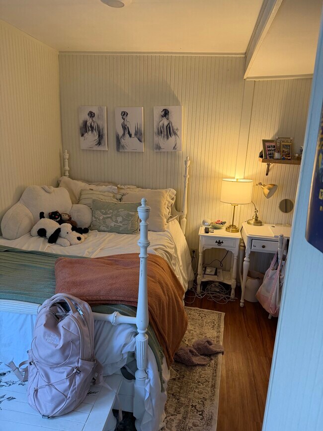 728 Willey St unit 4, Morgantown, WV 26505 - photo 4