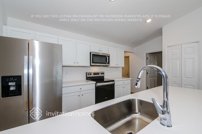 42 Round Thorn Dr, Palm Coast, FL 32164 - photo 7