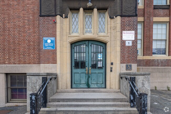 Josiah Quincy Upper School in Boston has an overall grade of B on Niche.