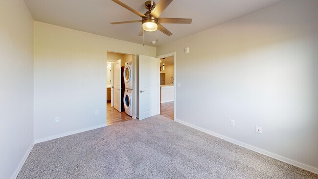 1 Bed/1 Bath Bedroom (1100-32)