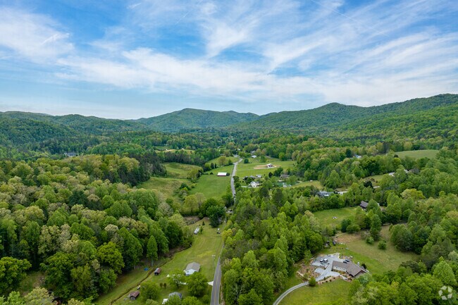 Miller Cove Road cuts through the valley of Walland and connects Blackberry Farm to Blackberry Mountain.