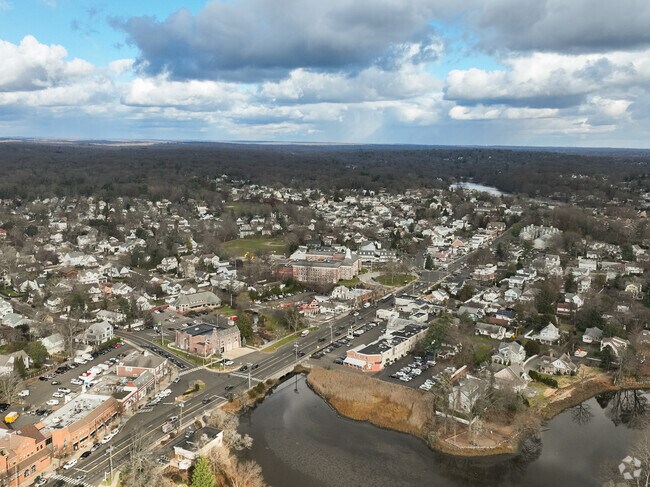 Cos Cob School has a list of events that take place on campus all year.