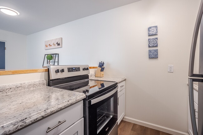 3619 Clarion Avenue, Cincinnati, OH 45207 - photo 6