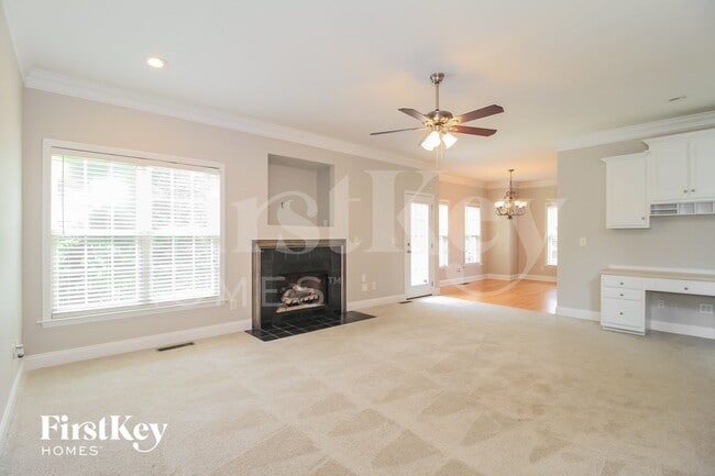 3946 Poindexter Ave, Winston Salem, NC 27106 - photo 4