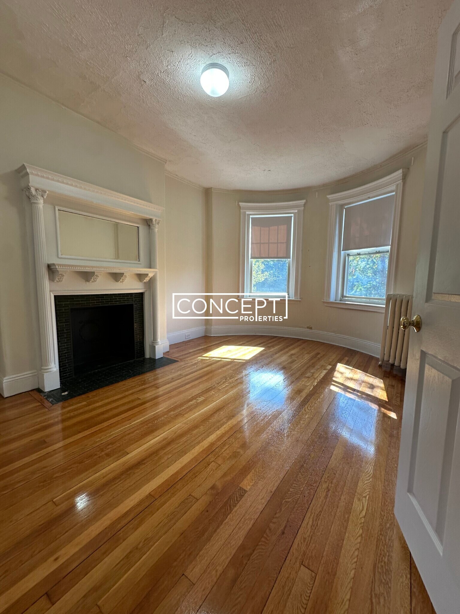 1788 Beacon St unit 6, Brookline, MA 02445 - photo 1
