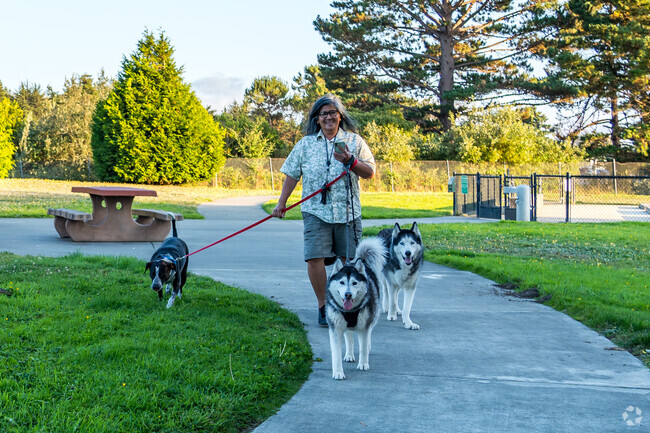Enjoy a nice walk through Larson Park with your dogs.