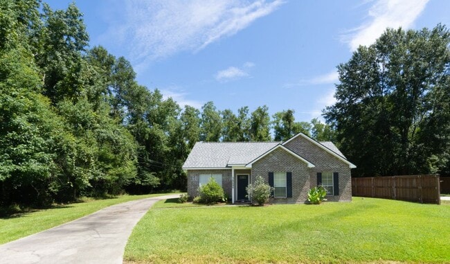 38494 Ruby Dr, Gonzales, LA 70737 - photo 3