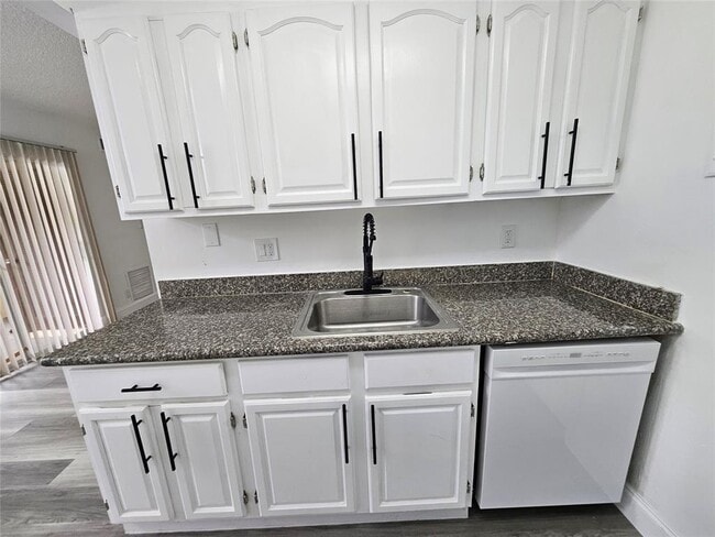 6603 Winfield Blvd, Margate, FL 33063 - photo 6