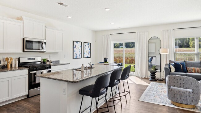 5117 Runnerstone Rd, Morristown, TN 37813 - photo 5