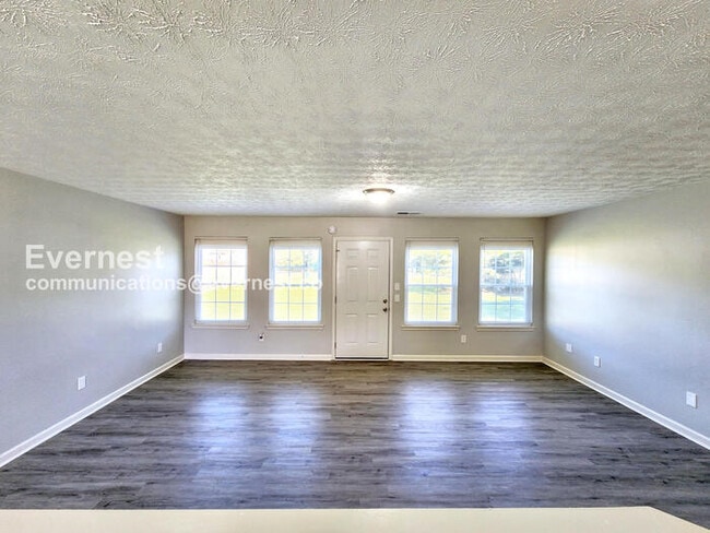 1020 Joseph Ln, Social Circle, GA 30025 - photo 4