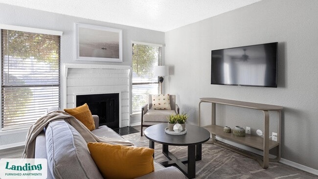 2300 Misty Ridge Cir unit 286, Arlington, TX 76011 - photo 2