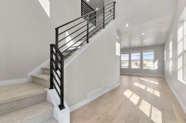 1538 N 3250 W, Provo, UT 84601 - photo 7