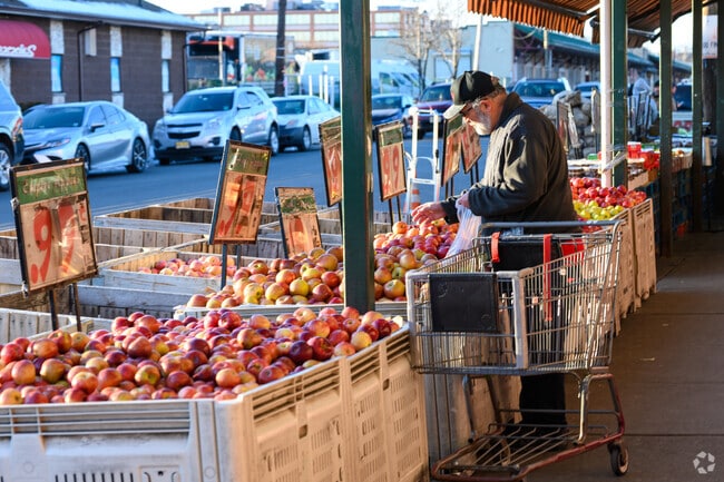 For fresh produce and groceries, South Paterson locals go to Brothers Produce on Railway Ave.
