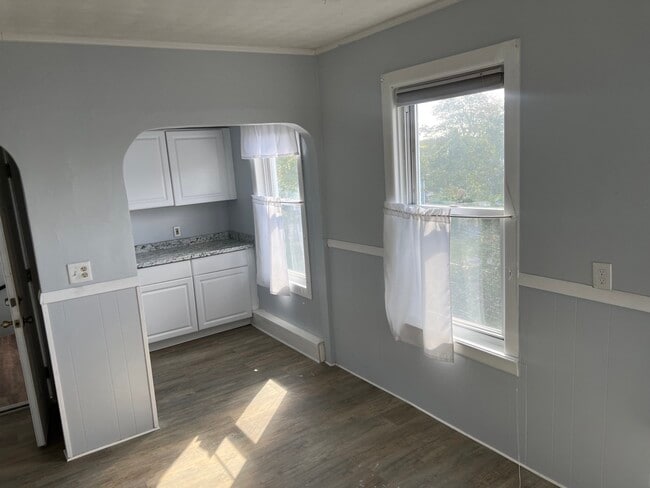 Kitchen/Dining Space