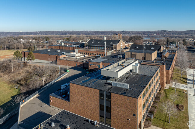 Grades 6-8 attend South St. Paul Middle School.