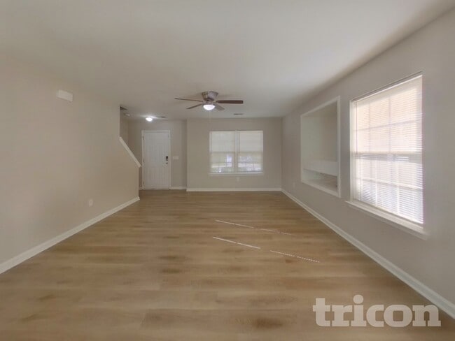 258 Drooping Leaf Ln, Lexington, SC 29072 - photo 3