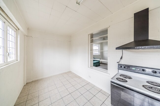 1139 5th Ave unit 1, East McKeesport, PA 15035 - photo 4