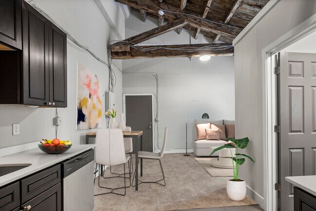 Bainbridge Lofts, Philadelphia, PA 19147 - photo 3