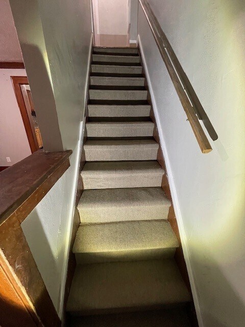 1044 Plymouth Ave S unit 1044 SP, Rochester, NY 14608 - photo 5