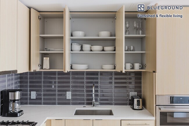 1224 M St NW unit FL3-ID969, Washington, DC 20005 - photo 7